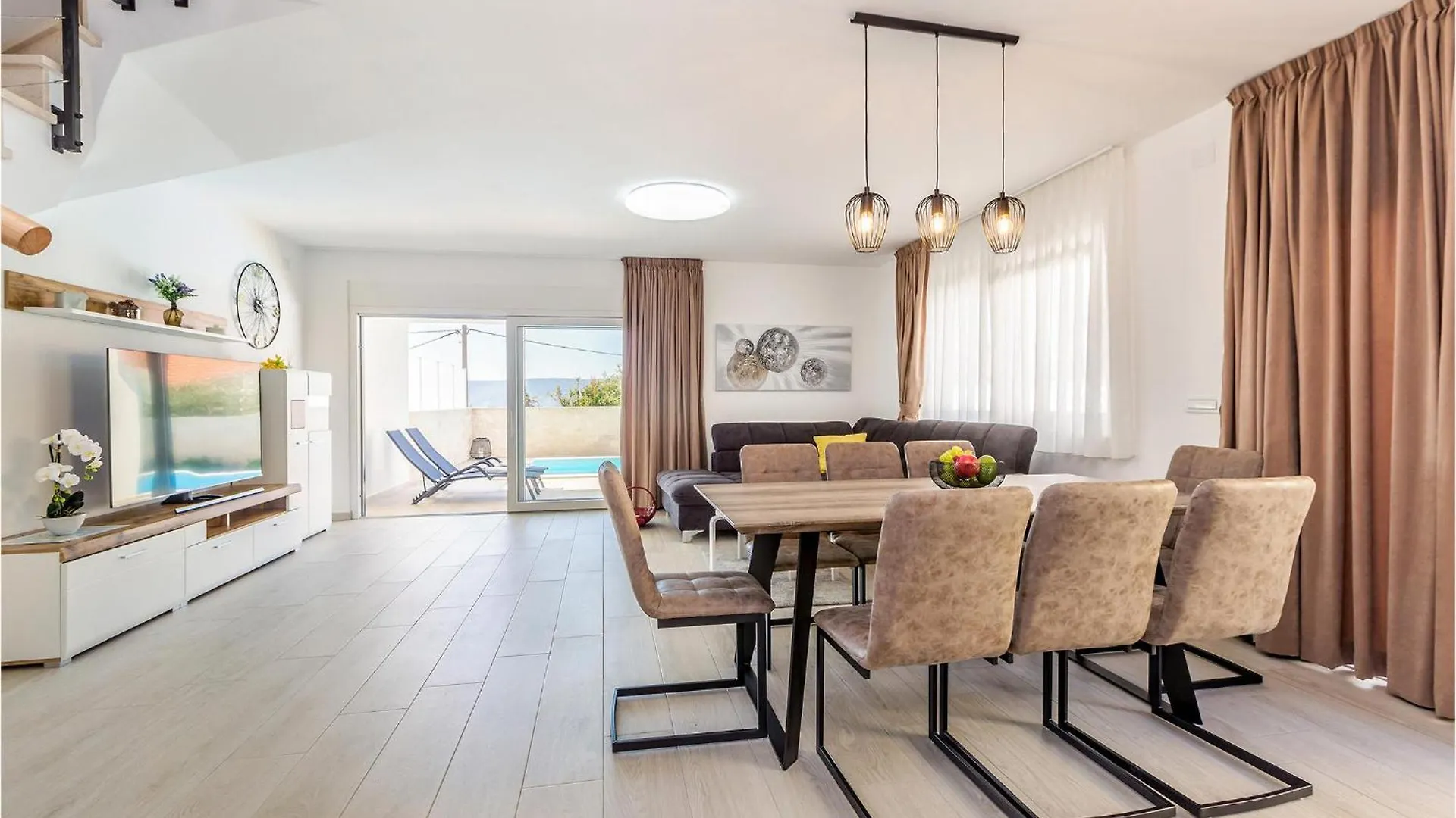 3 Bedroom Gorgeous Home In Linardici 0*,
