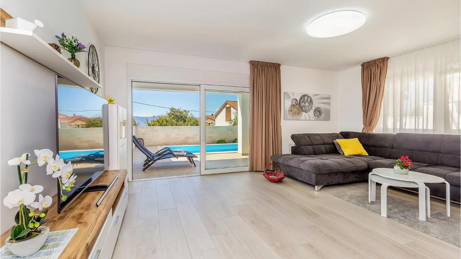 Holiday home 3 Bedroom Gorgeous Home In Linardici Croatia